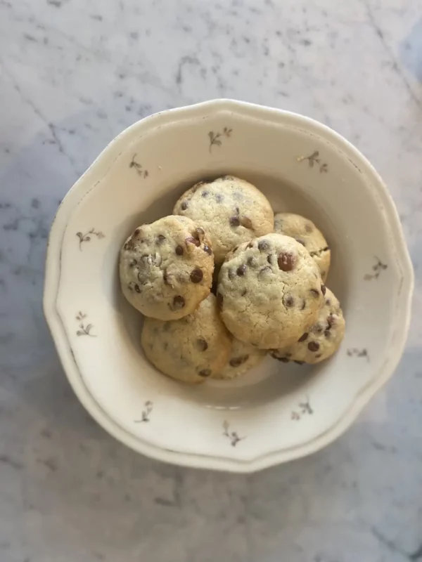 Cookies chocolat noir et noisettes